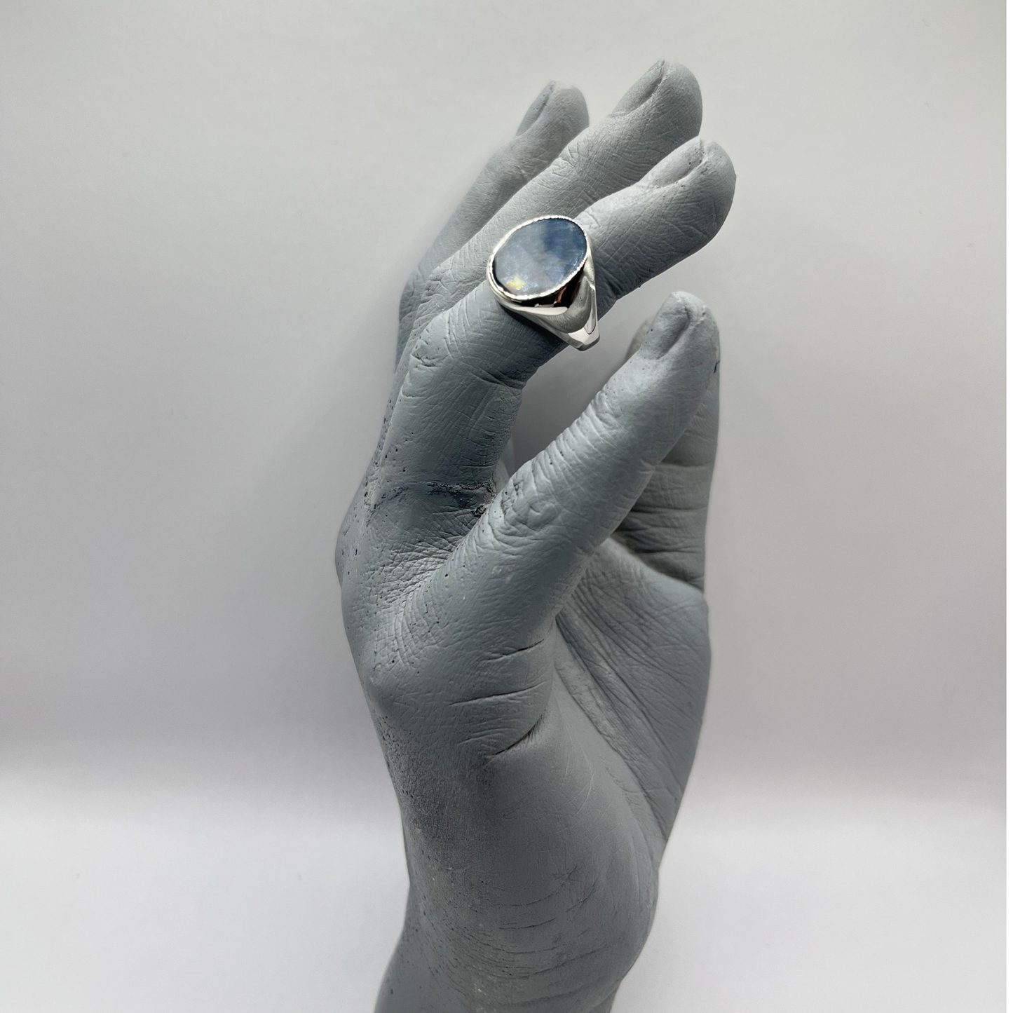 Oval Ring